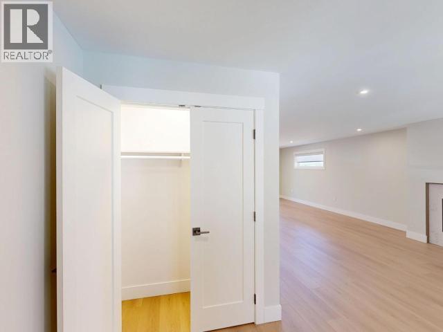 4119 Beausejour Avenue Property Photo 6