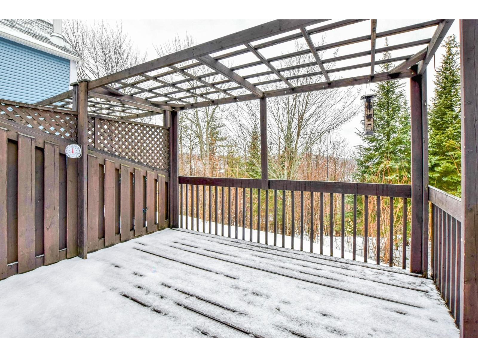 544 Ch. Des Cimes Property Photo 35