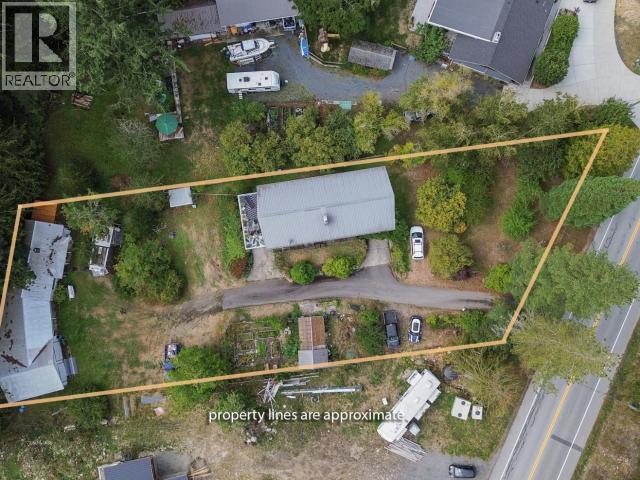 7889 Highway 101 Property Photo 2