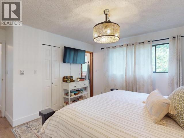 7889 Highway 101 Property Photo 30