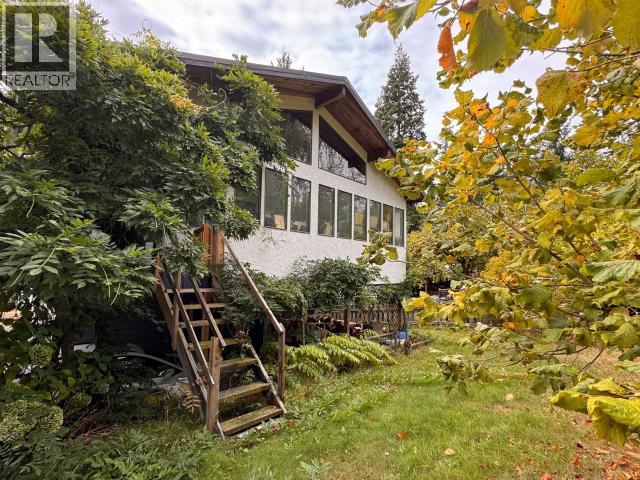 7889 Highway 101 Property Photo 44
