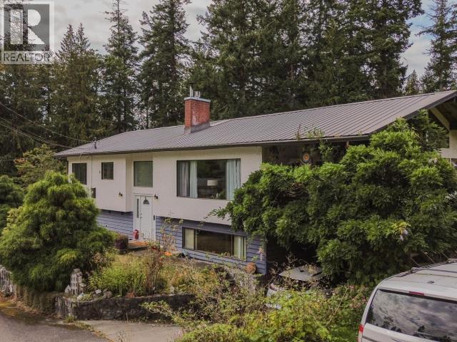 7889 Highway 101 Property Photo 45