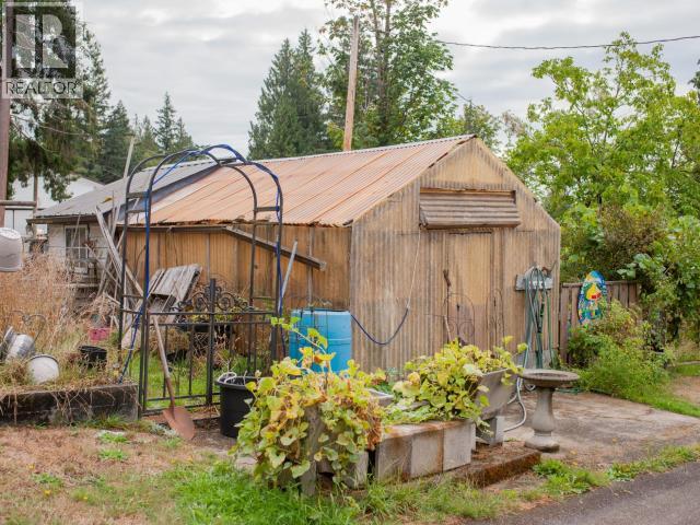 7889 Highway 101 Property Photo 48