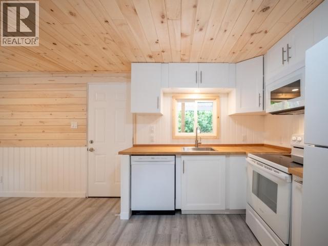 36-6263 Lund Property Photo 5