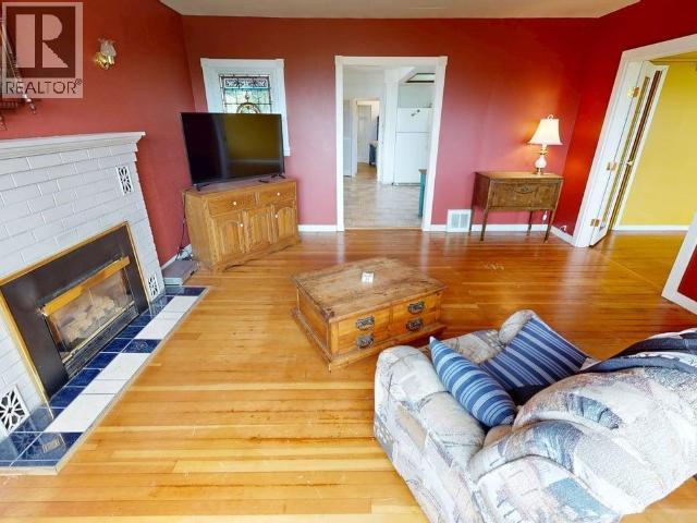 4712 Michigan Ave Property Photo 8