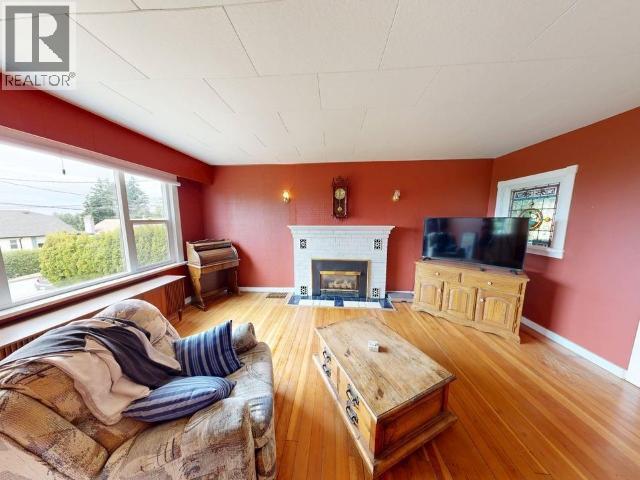 4712 Michigan Ave Property Photo 9