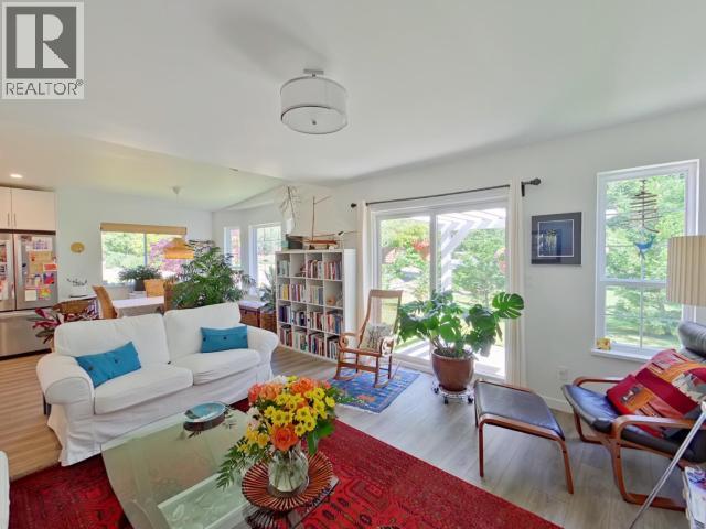 101-7440 Nootka Street Property Photo 11