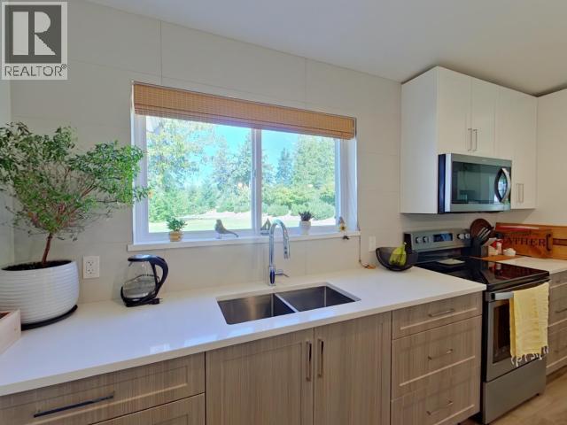 101-7440 Nootka Street Property Photo 16