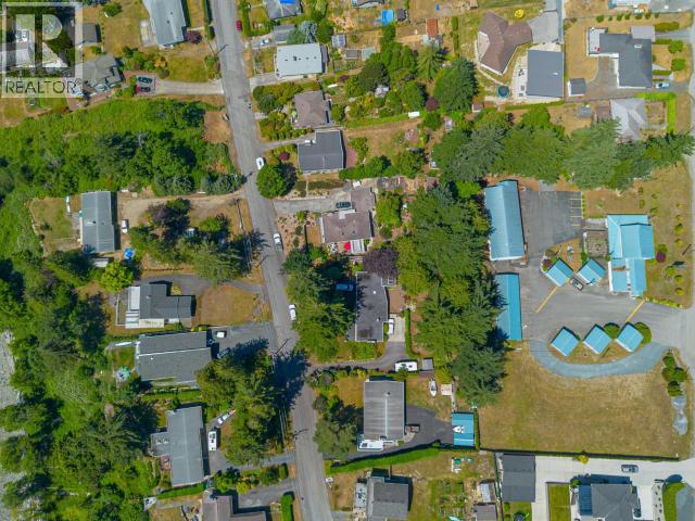 7156 Thunder Bay Street Property Photo 6
