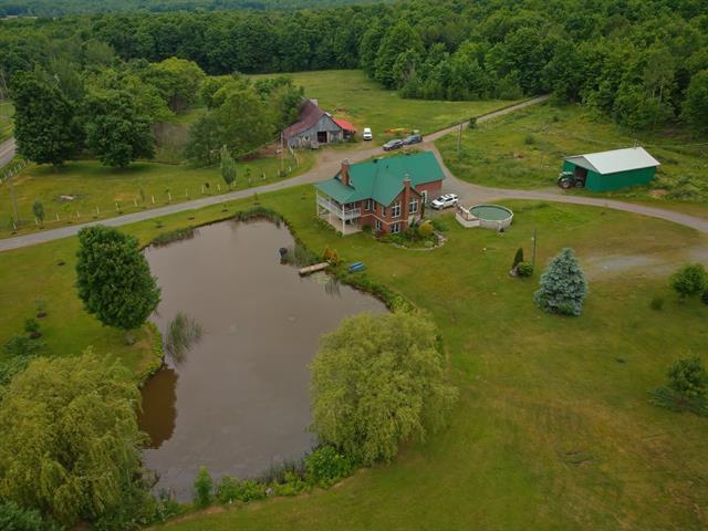 1154 Ch. Du Quartier-auger Property Photo 12