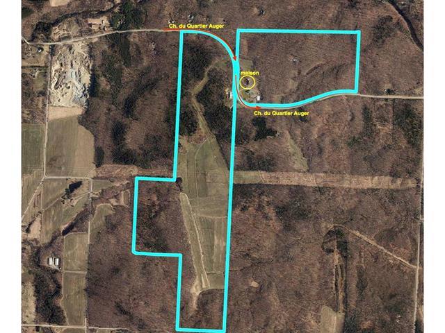 1154 Ch. Du Quartier-auger Property Photo 18