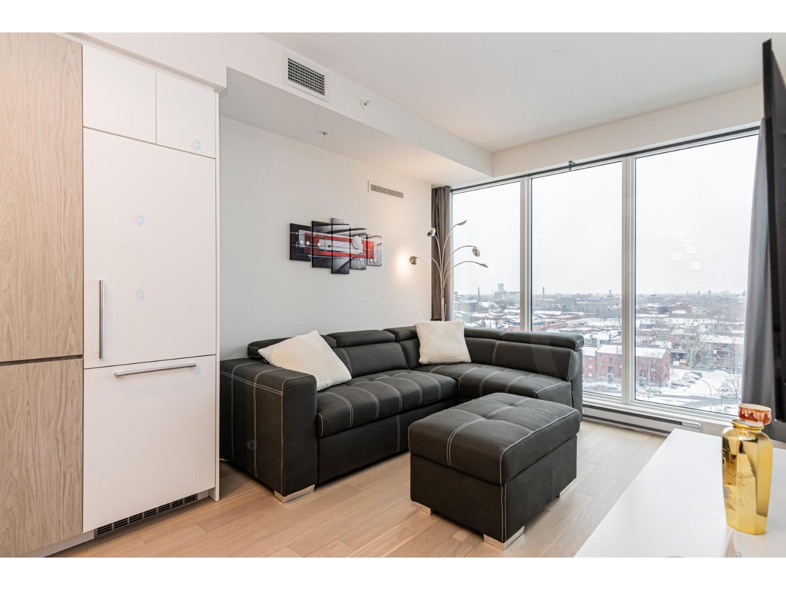1288 Rue St-antoine O., #1001 Property Photo 11