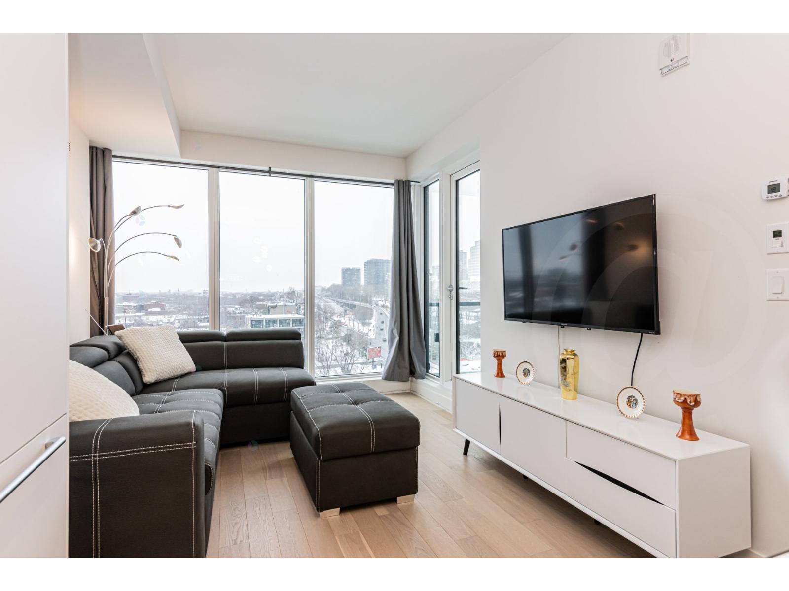 1288 Rue St-antoine O., #1001 Property Photo 12
