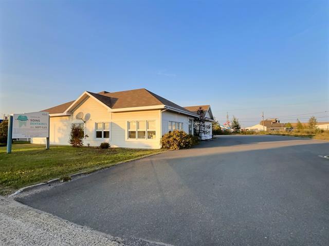 484 Boul. Laure Property Photo 1