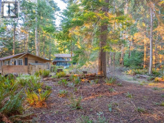 1136 Herchmer Road Property Photo 16