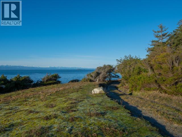 1136 Herchmer Road Property Photo 29