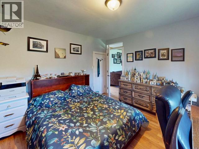 4653 Joyce Ave Property Photo 8