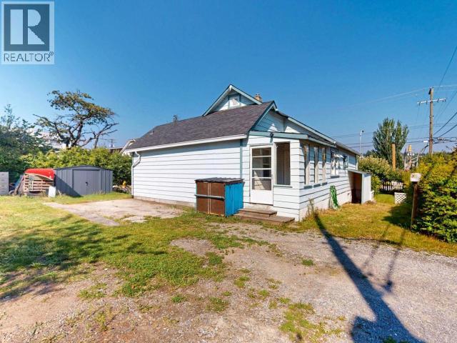 4653 Joyce Ave Property Photo 15