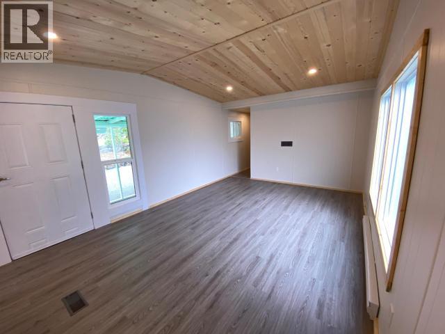 27-6263 Lund Property Photo 6