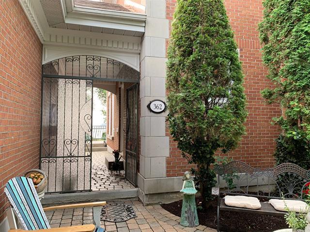 362 Rue Léger Property Photo 12