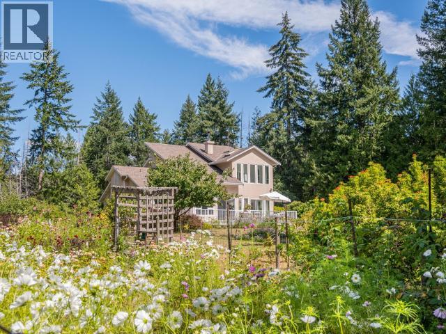 9350 Malaspina Rd Property Photo 3