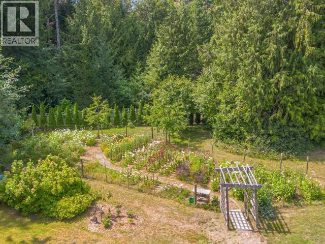 9350 Malaspina Rd Property Photo 55