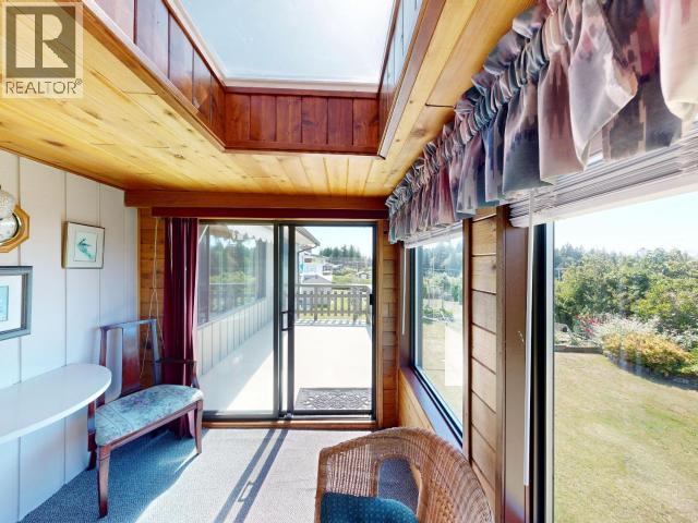 3763 Selkirk Ave Property Photo 17
