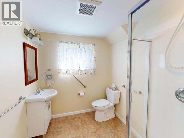 3763 Selkirk Ave Property Photo 18