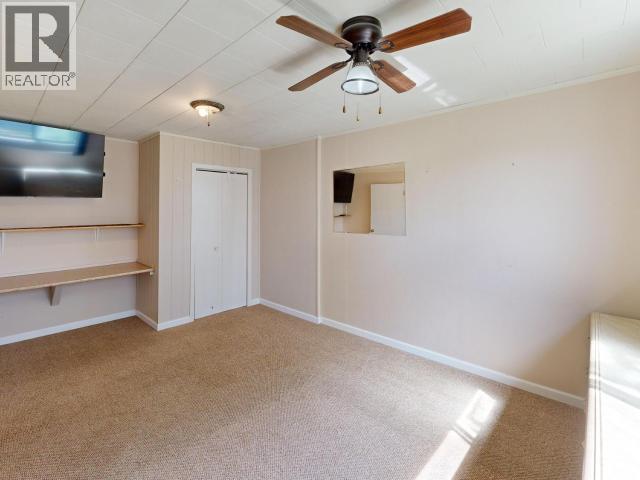 3763 Selkirk Ave Property Photo 32