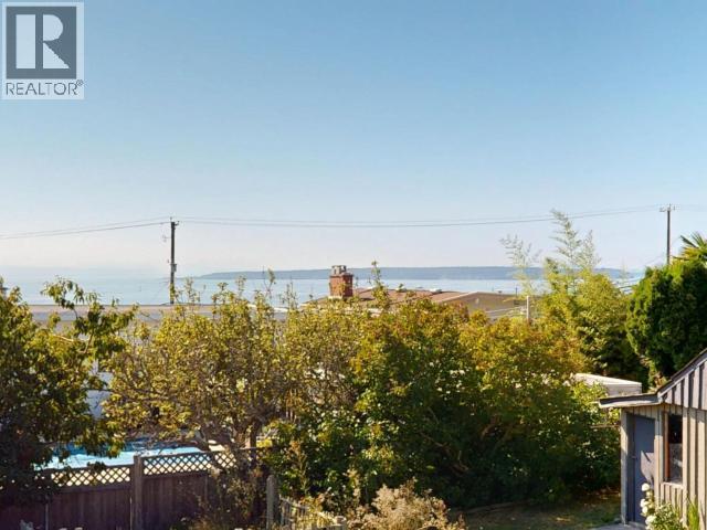 3763 Selkirk Ave Property Photo 41