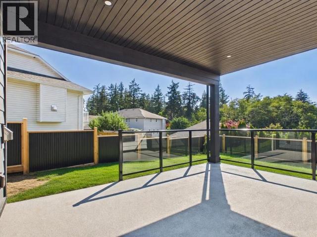 4835 Lesley Cres Property Photo 42