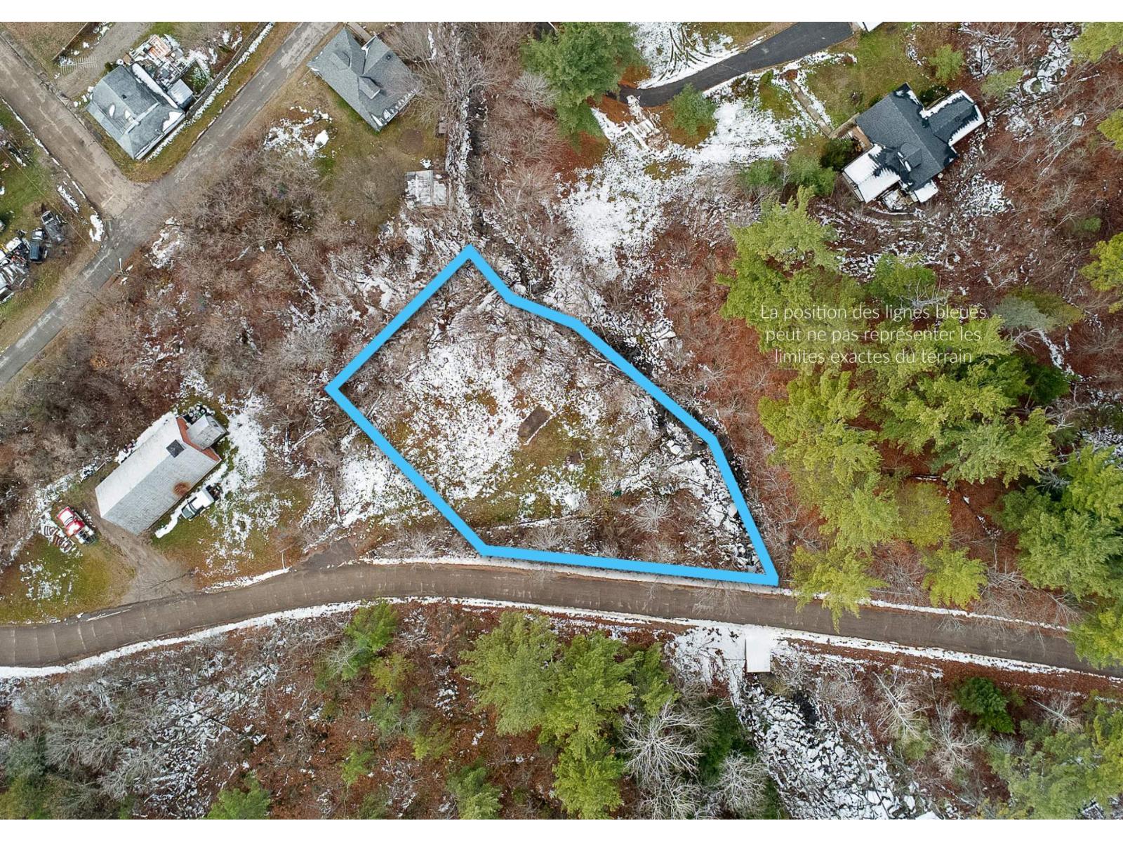 521 Rue Cobb Property Photo 3