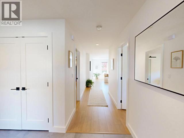 7117 Edgehill Crescent Property Photo 19