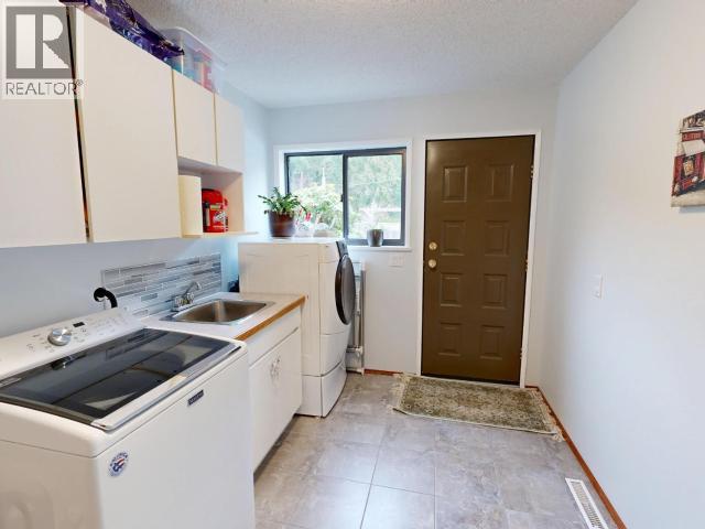 3700 Mackenzie Ave Property Photo 20