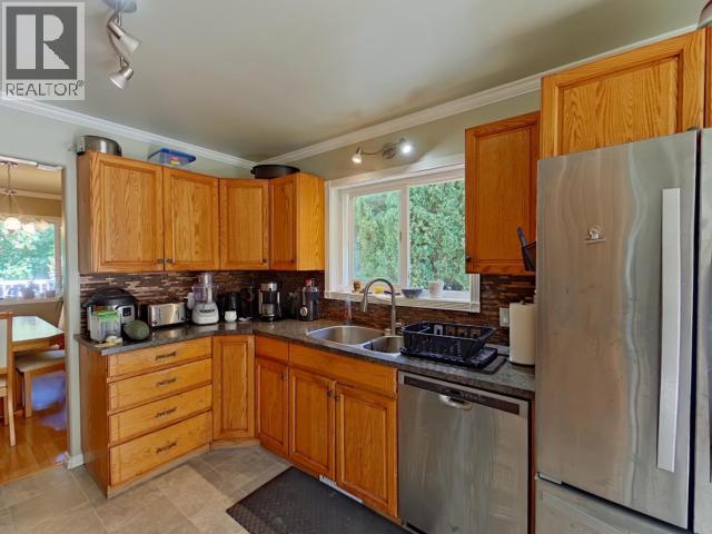 4865 Harvie Ave Property Photo 10