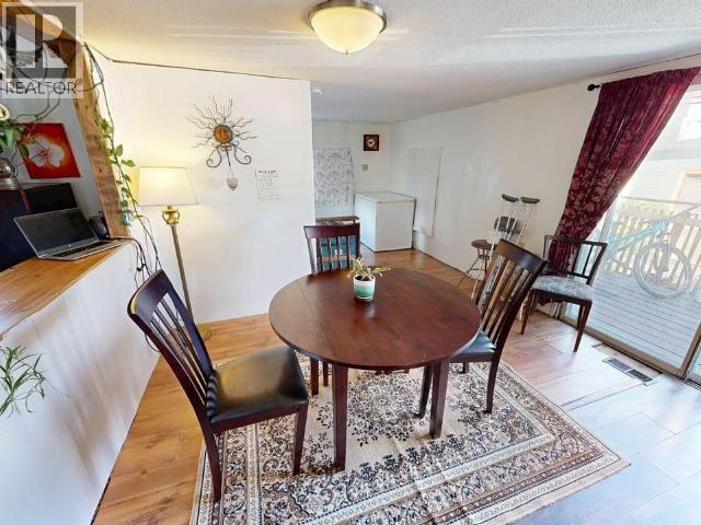 4474 Joyce Ave Property Photo 3