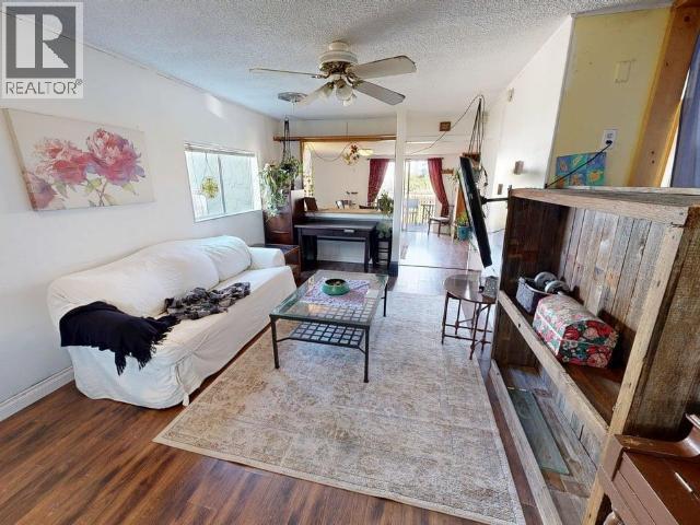 4474 Joyce Ave Property Photo 5