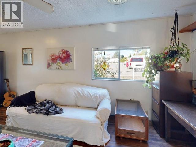 4474 Joyce Ave Property Photo 17