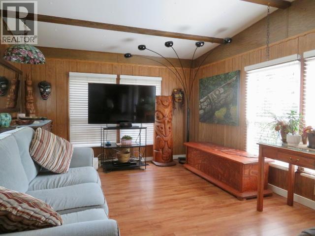 16-6263 Lund Property Photo 15