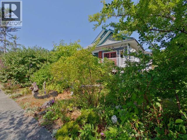 6279 Sycamore Street Property Photo 5
