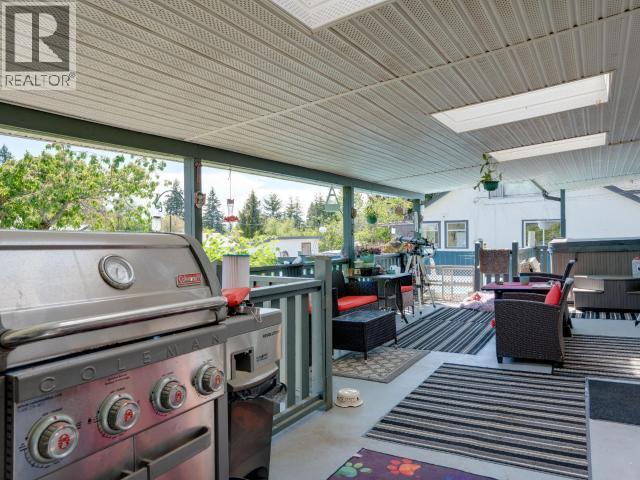 6060 Lois Street Property Photo 23