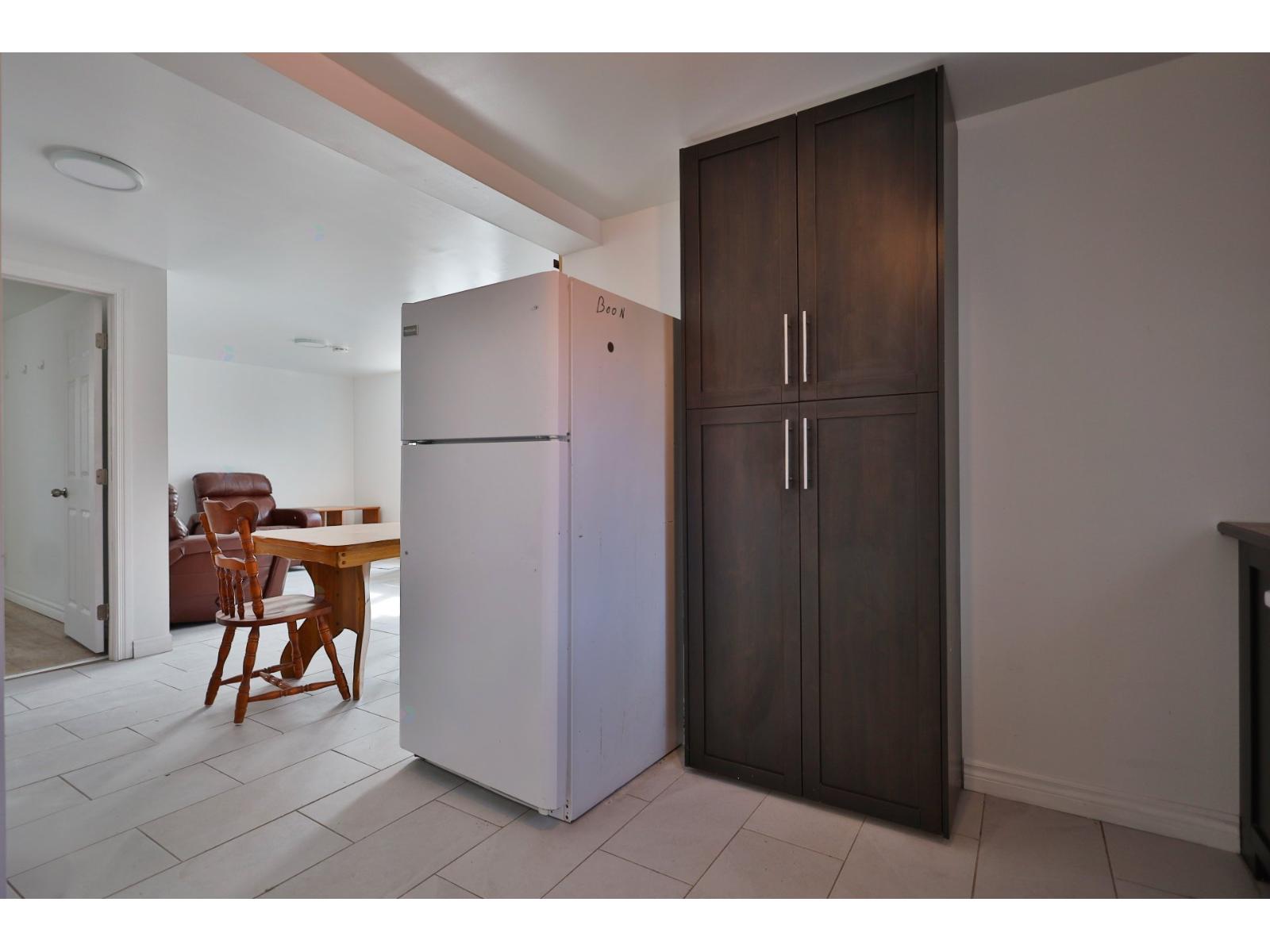 150-154 Rue Bonsecours Property Photo 12