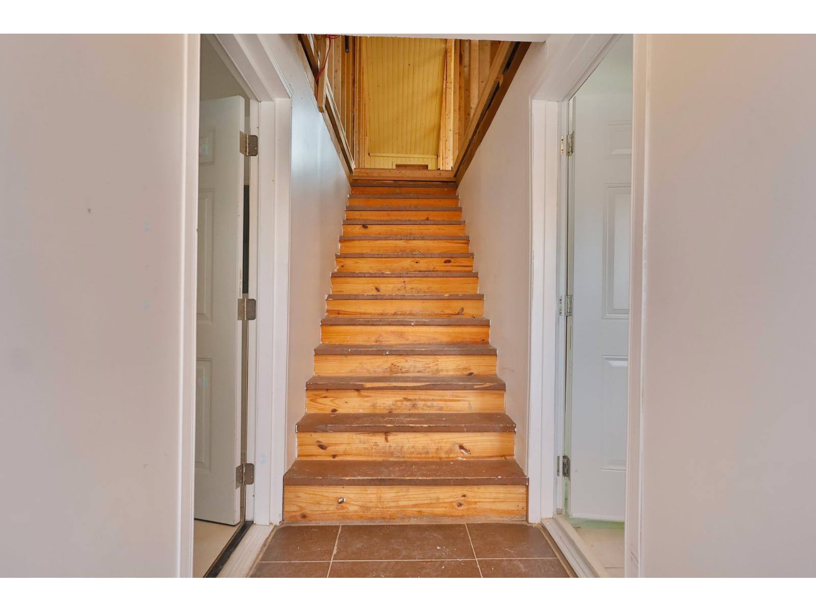 150-154 Rue Bonsecours Property Photo 27