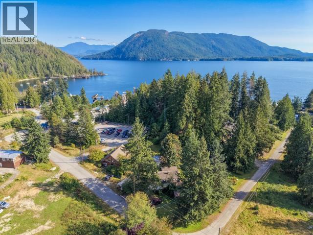 2530 Jenkinson Road Property Photo 1
