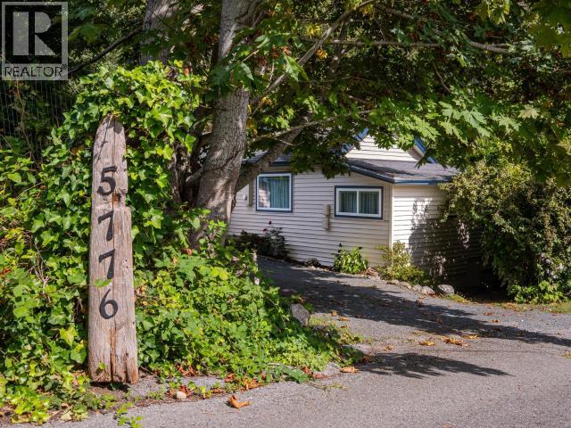 5776 Hatfield Place Property Photo 3