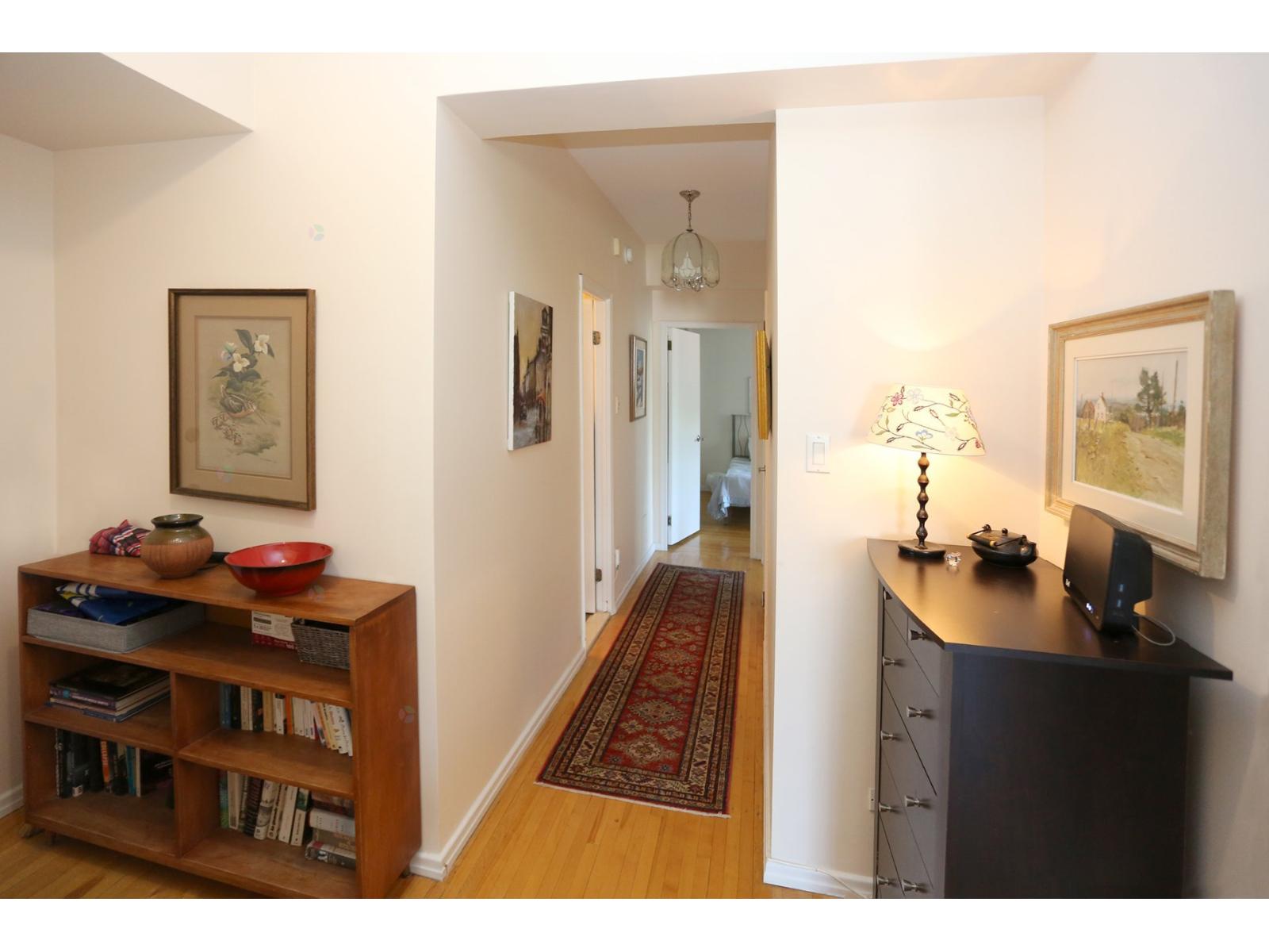 3460 Rue Simpson, #302 Property Photo 6