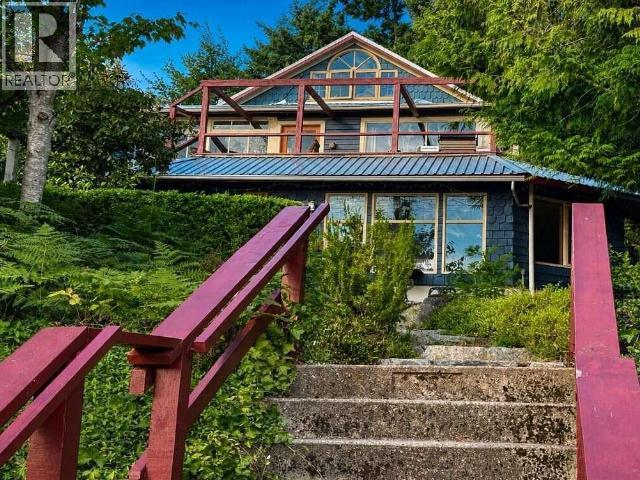 4598 Marine Ave Property Photo 7