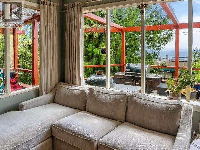 4598 Marine Ave Property Photo 18
