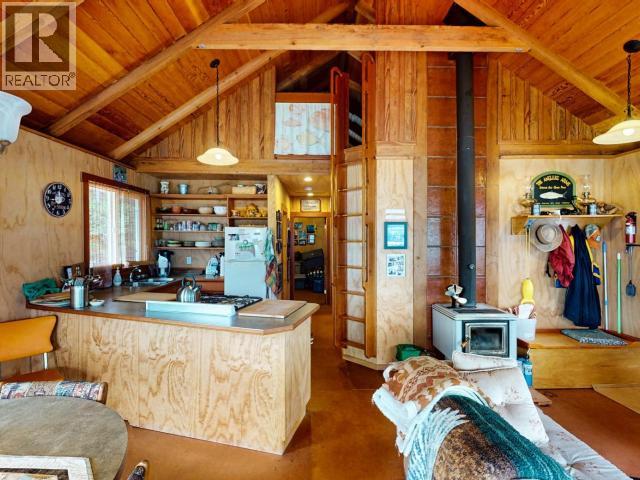 12801 Powell Lake Property Photo 5