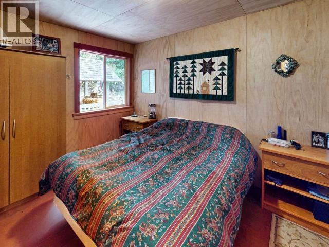 12801 Powell Lake Property Photo 7